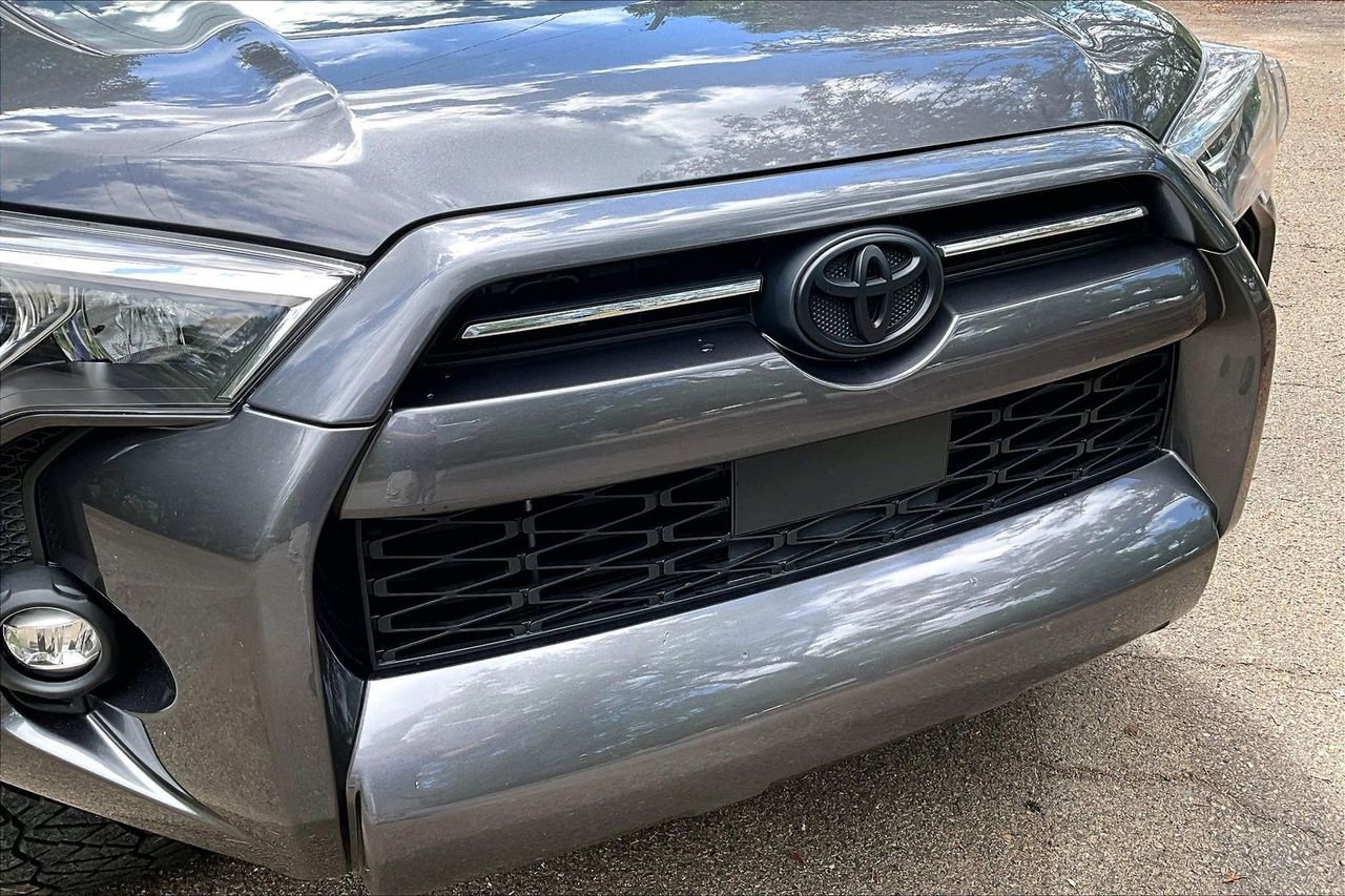 Used 2023 Toyota 4Runner SR5 RWD image 32