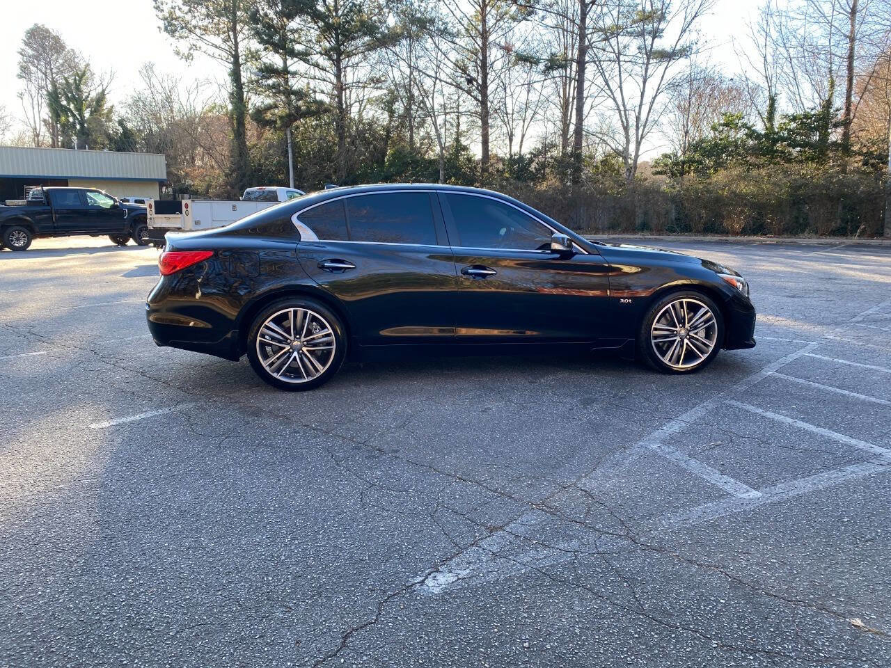 Used 2017 INFINITI Q50 Sport image 4