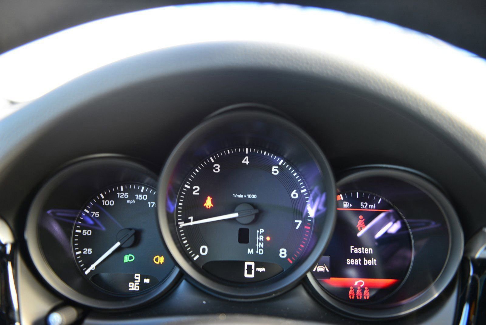Used 2025 Porsche Macan image 18