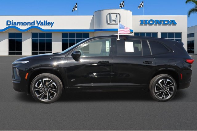 Used 2025 Buick Enclave Sport Touring image 9