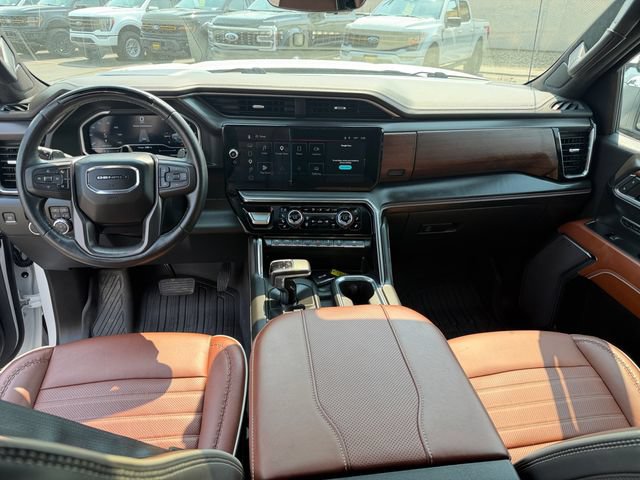 Used 2023 GMC Sierra 1500 Denali Ultimate AWD/4WD image 22