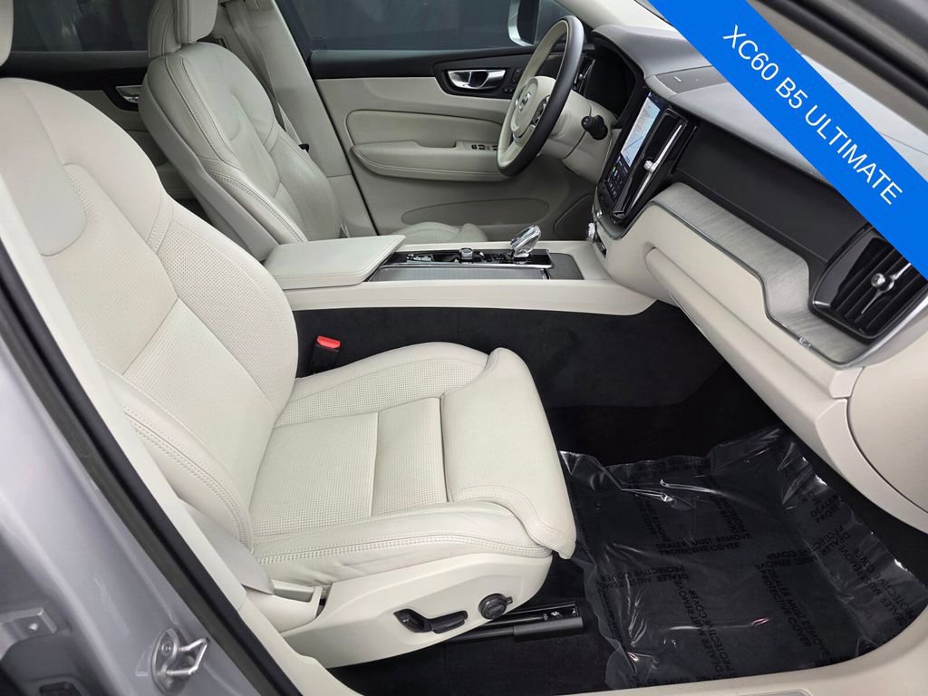 Used 2023 Volvo XC60 B5 Ultimate image 27