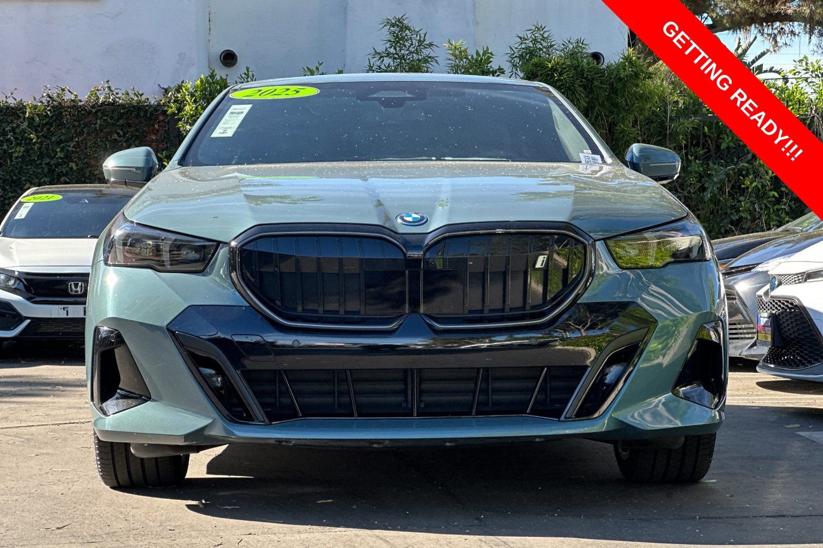 Used 2025 BMW i5 eDrive40i w/ M Sport Package image 9