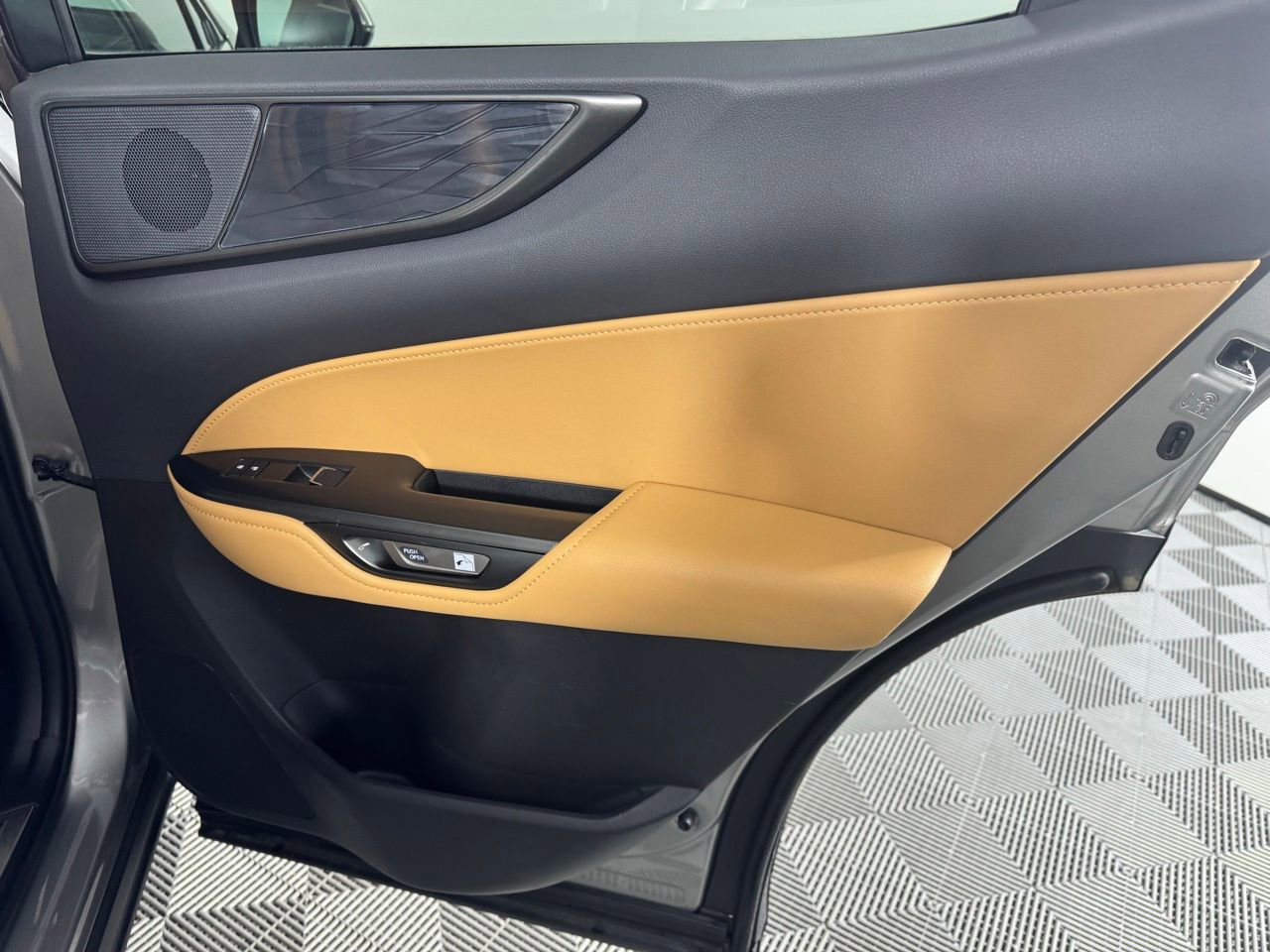 Used 2024 Lexus NX 250 250 Premium image 29