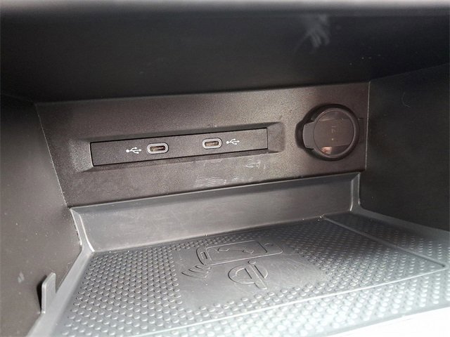 Used 2022 Volkswagen Taos SE image 23