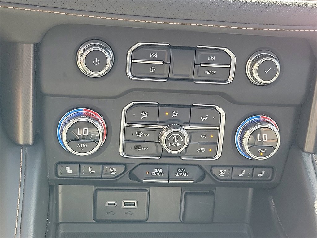 Used 2023 GMC Yukon AT4 image 10