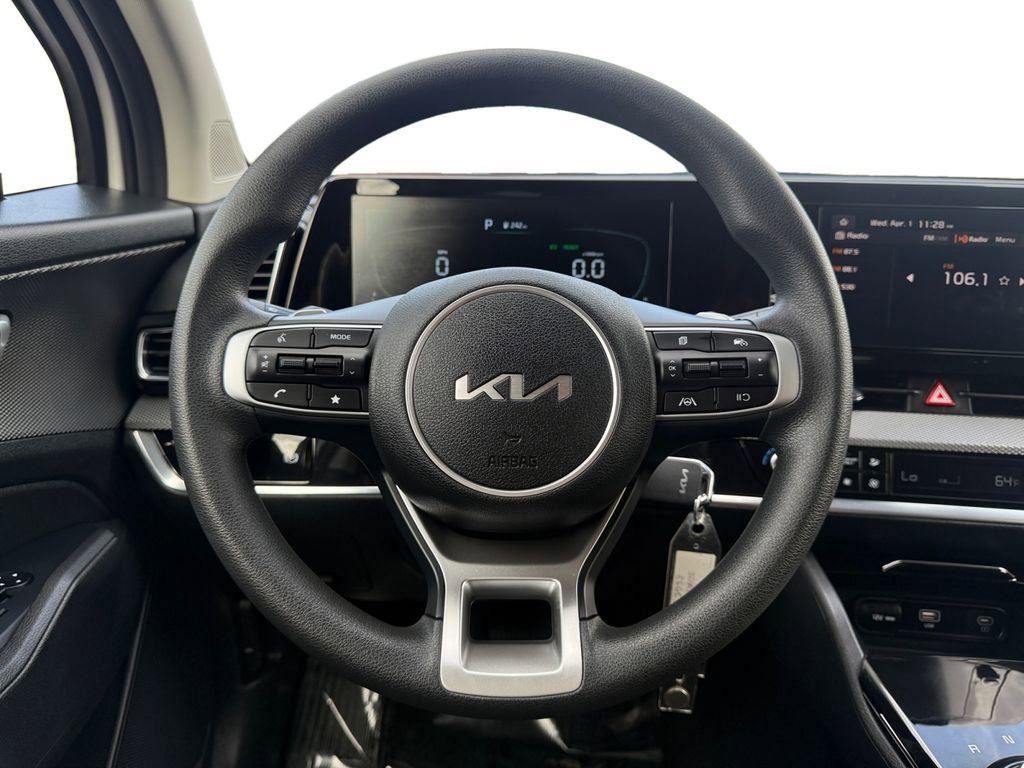 Certified 2023 Kia Sportage LX image 12