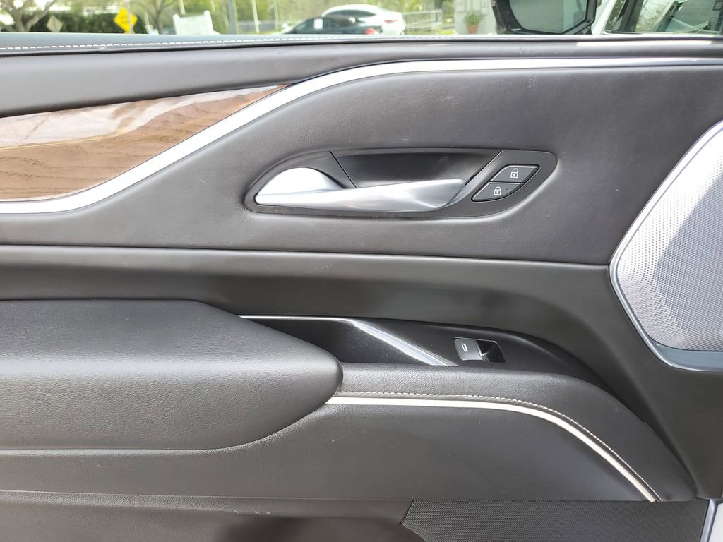 Used 2023 Cadillac Escalade Sport Platinum w/ LPO, ONYX Package image 16