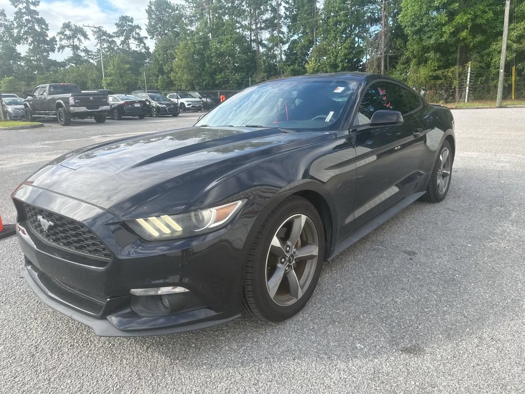 Used 2016 Ford Mustang Coupe w/ Equipment Group 051A RWD image 4