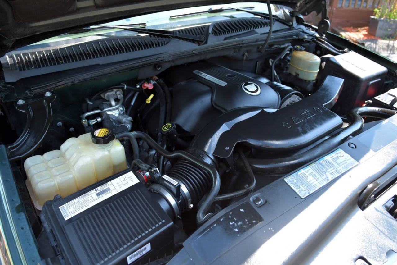 Used 2002 Cadillac Escalade AWD image 25