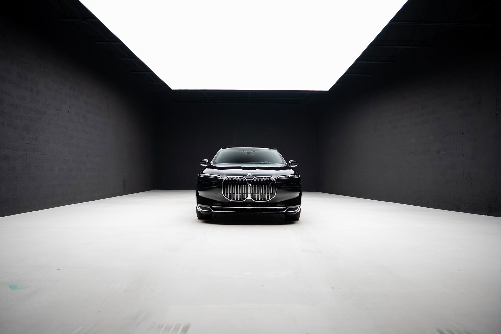 Used 2024 BMW i7 xDrive60 w/ Executive Package image 88