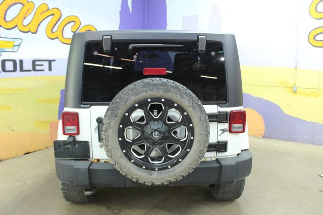Used 2012 Jeep Wrangler Sahara w/ Dual Top Group AWD/4WD image 7