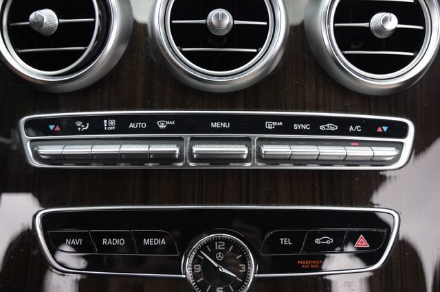 Used 2019 Mercedes-Benz C 300 Sedan image 34