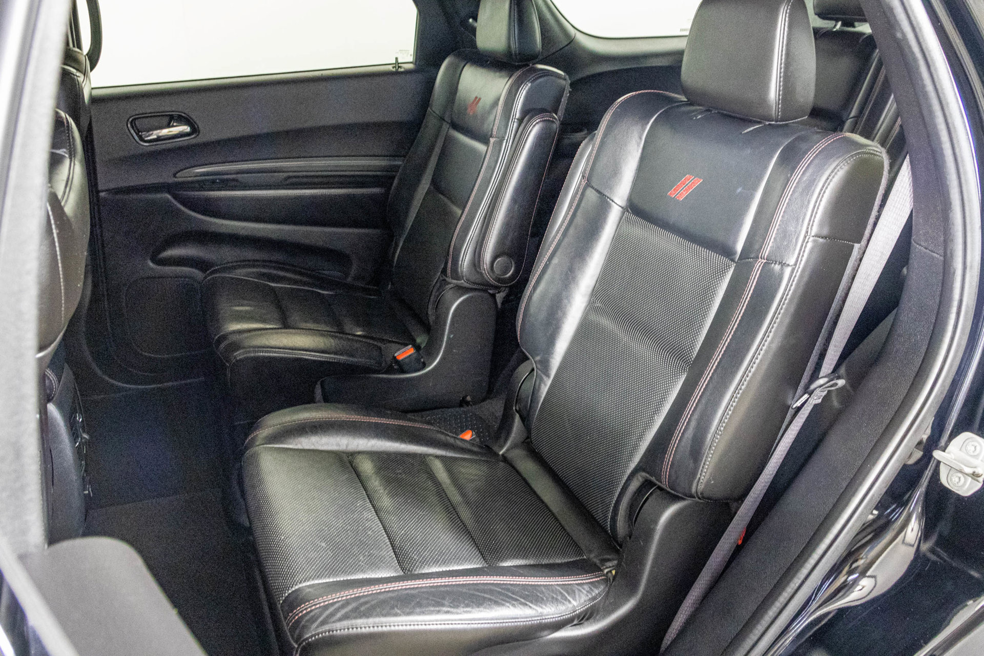 Used 2021 Dodge Durango R/T w/ Blacktop Package AWD/4WD image 41