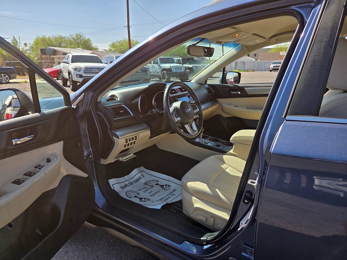 Used 2017 Subaru Outback 2.5i Premium w/ Popular Package #2 AWD/4WD image 40