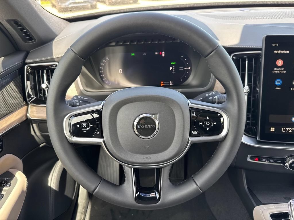 New 2026 Volvo XC90 T8 Plus w/ Protection Package Premier AWD/4WD image 12