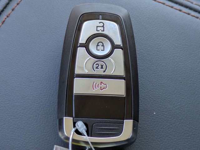 Certified 2026 Ford Maverick Lariat AWD/4WD image 30
