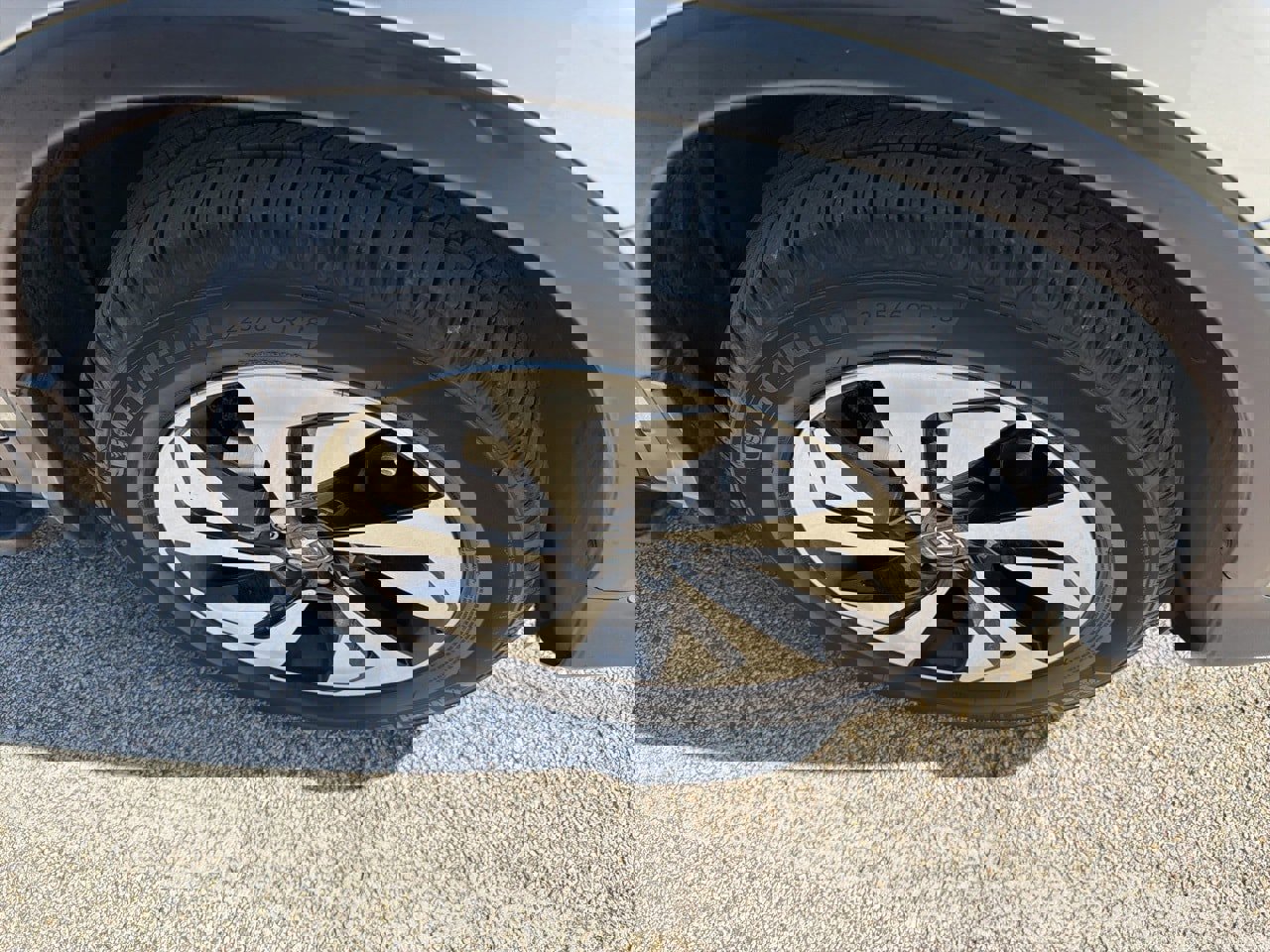 Used 2016 Honda CR-V Touring image 10