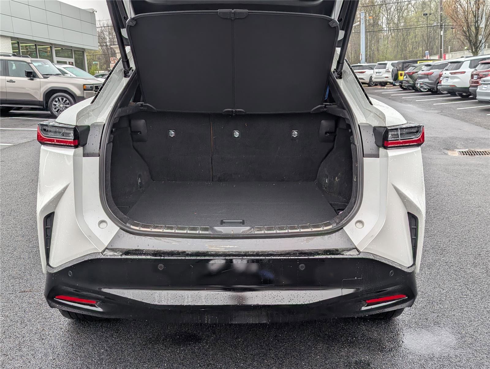 Certified 2023 Lexus RZ 450e Premium w/ Technology Package image 13