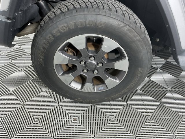Used 2019 Jeep Wrangler Unlimited Sahara AWD/4WD image 19