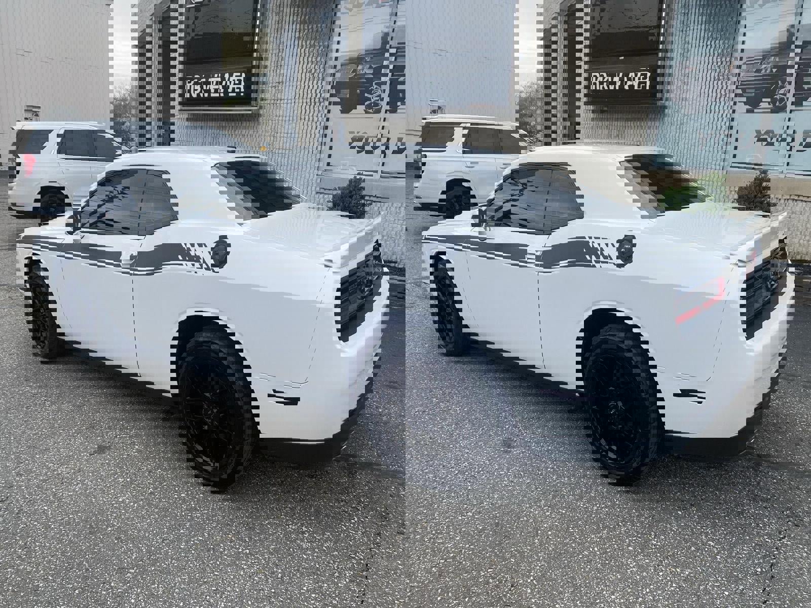 Used 2021 Dodge Challenger SXT image 7