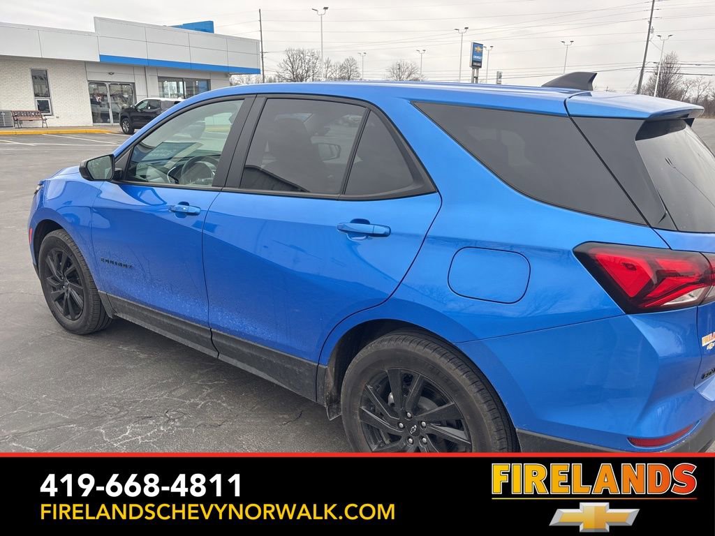 Used 2024 Chevrolet Equinox LS w/ LS Convenience Package image 4