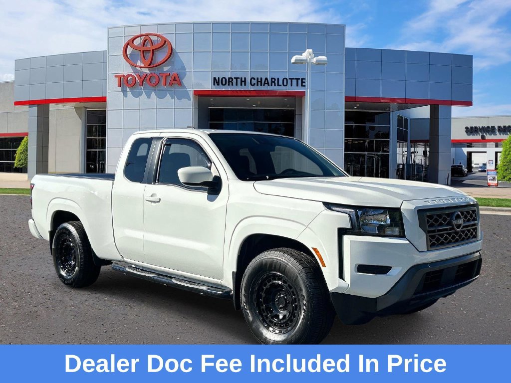 Used 2024 Nissan Frontier SV