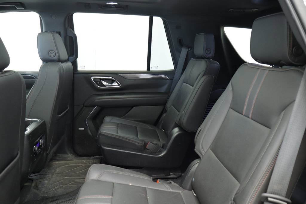Used 2022 Chevrolet Tahoe RST w/ Luxury Package AWD/4WD image 18