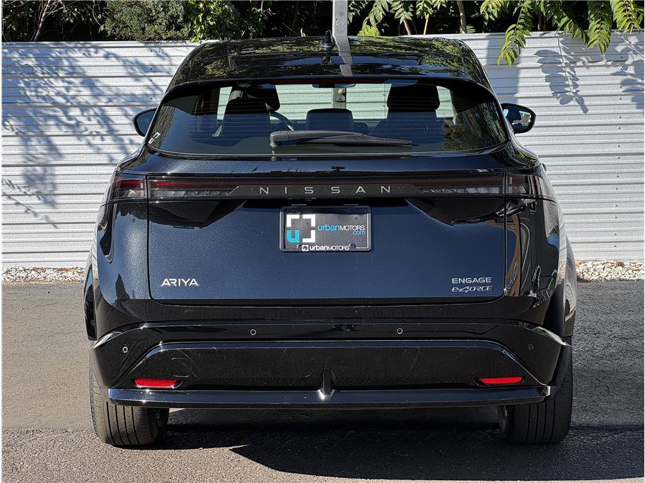 Used 2024 Nissan Ariya AWD image 11