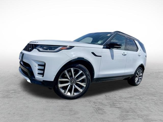 Certified 2025 Land Rover Discovery Dynamic SE AWD/4WD 360° Tour