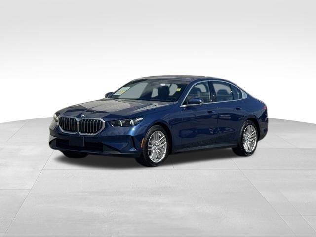 Certified 2025 BMW 540i xDrive w/ Premium Package
