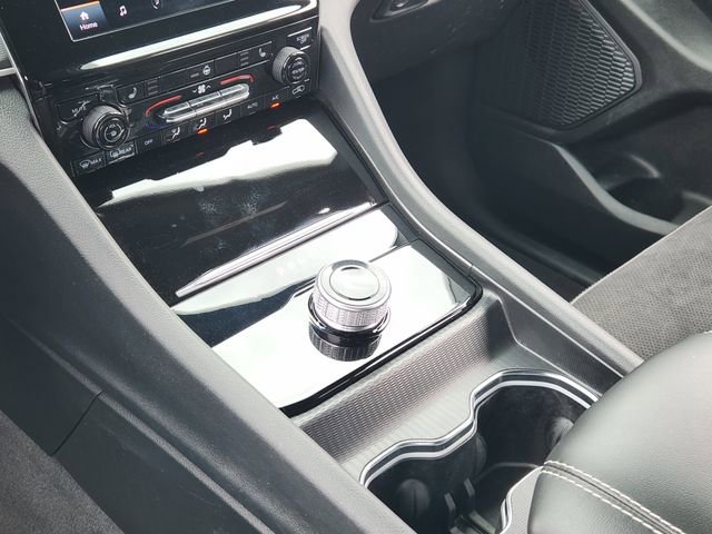 Certified 2025 Jeep Grand Cherokee L Laredo AWD/4WD image 18