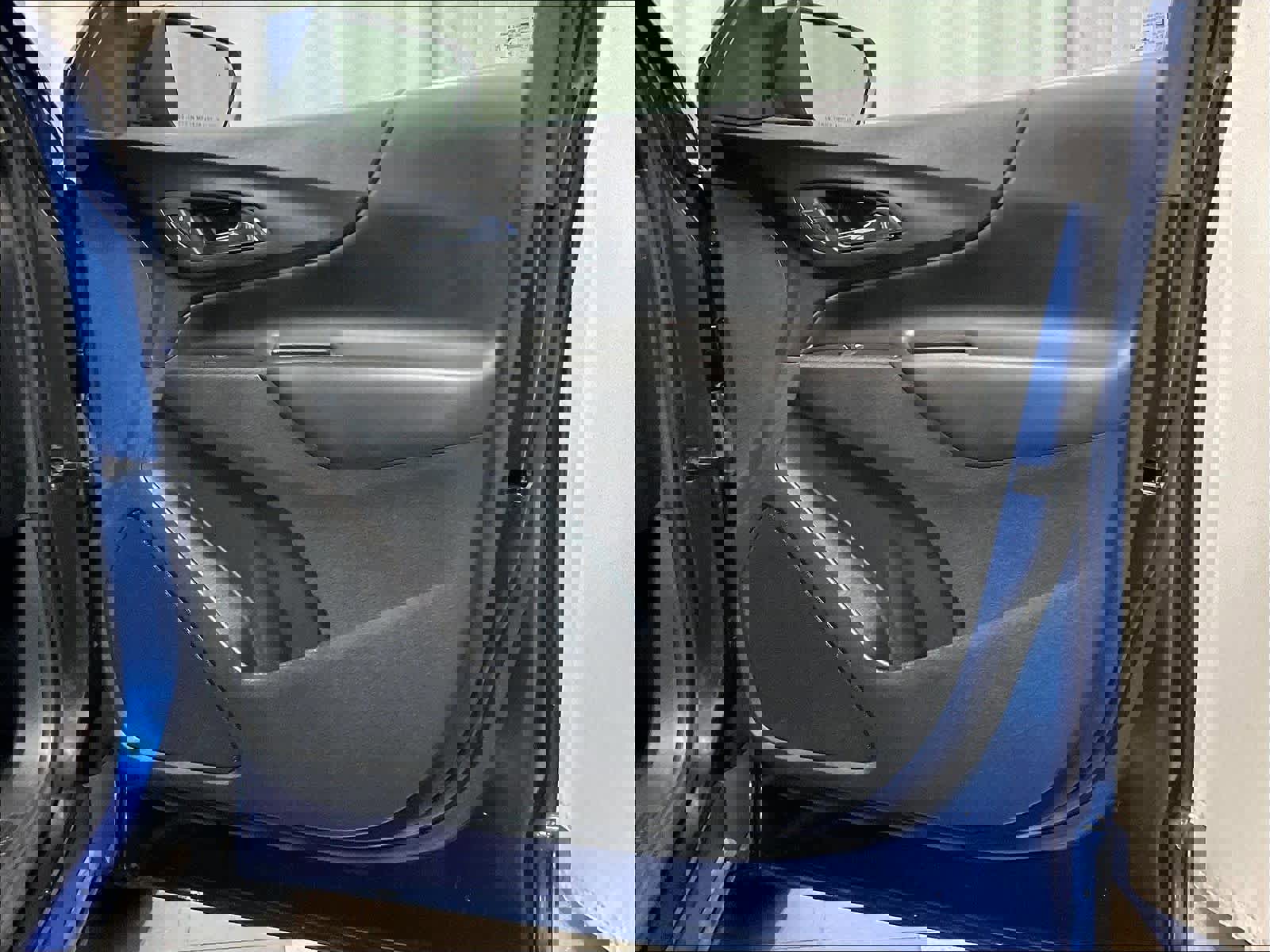 Used 2022 Chevrolet Equinox LT image 12