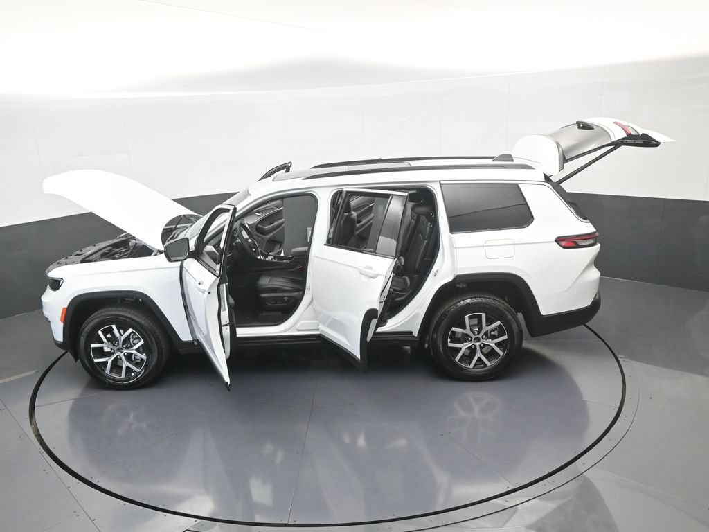 Used 2025 Jeep Grand Cherokee L Limited RWD image 62
