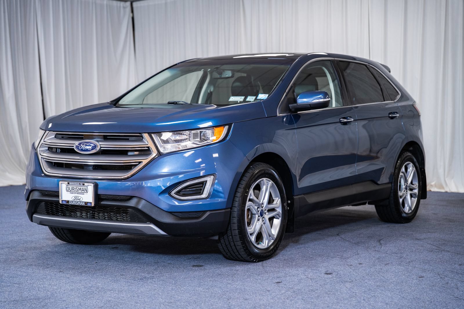 Used 2018 Ford Edge Titanium w/ Equipment Group 301A AWD/4WD image 3