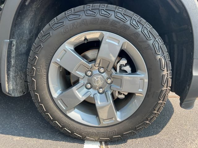 Used 2025 Honda Ridgeline TrailSport image 16