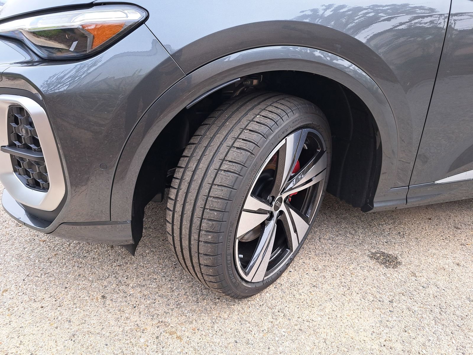 New 2025 Audi SQ5 Premium Plus image 34