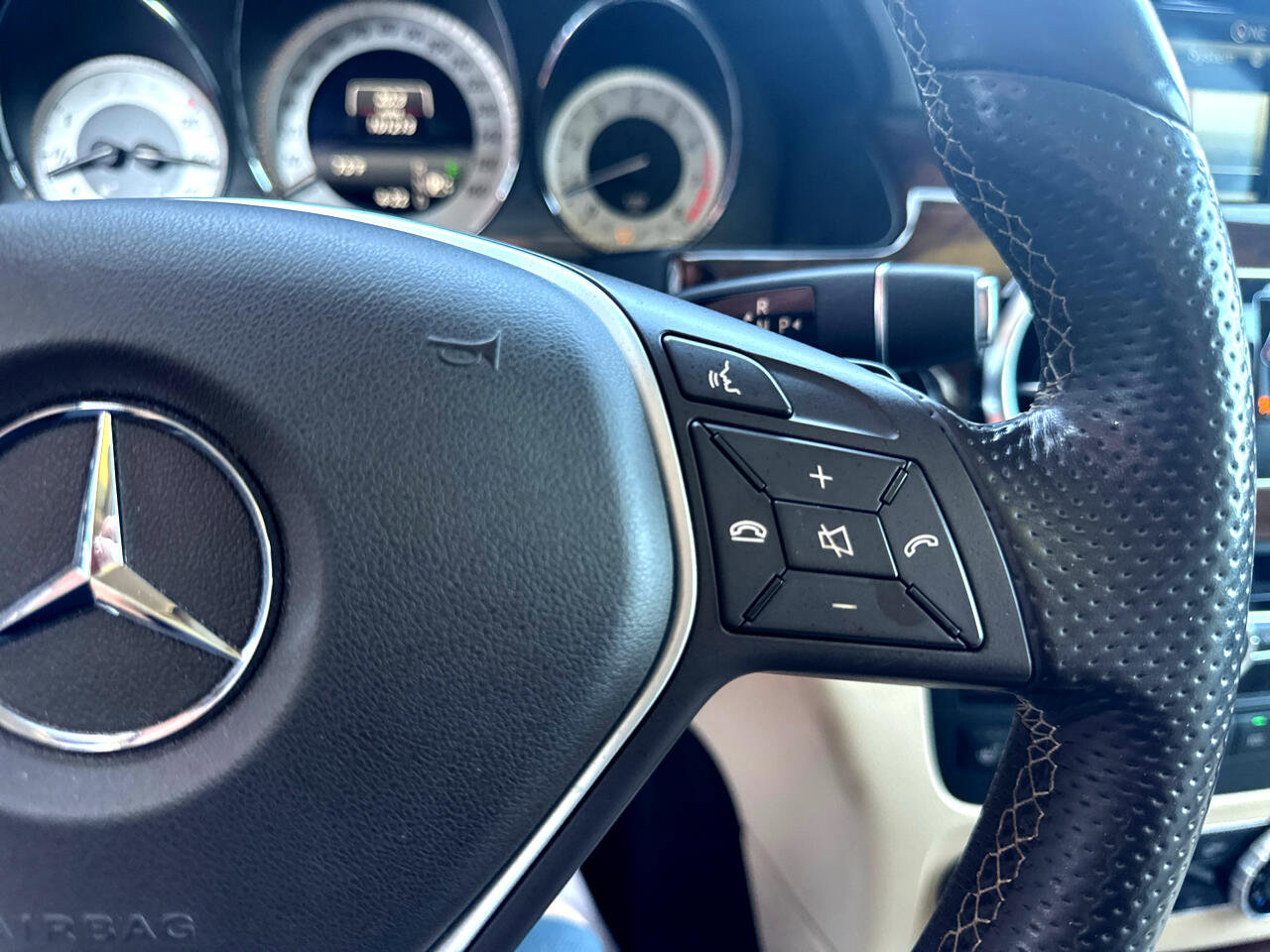 Used 2015 Mercedes-Benz GLK 350 4MATIC image 21