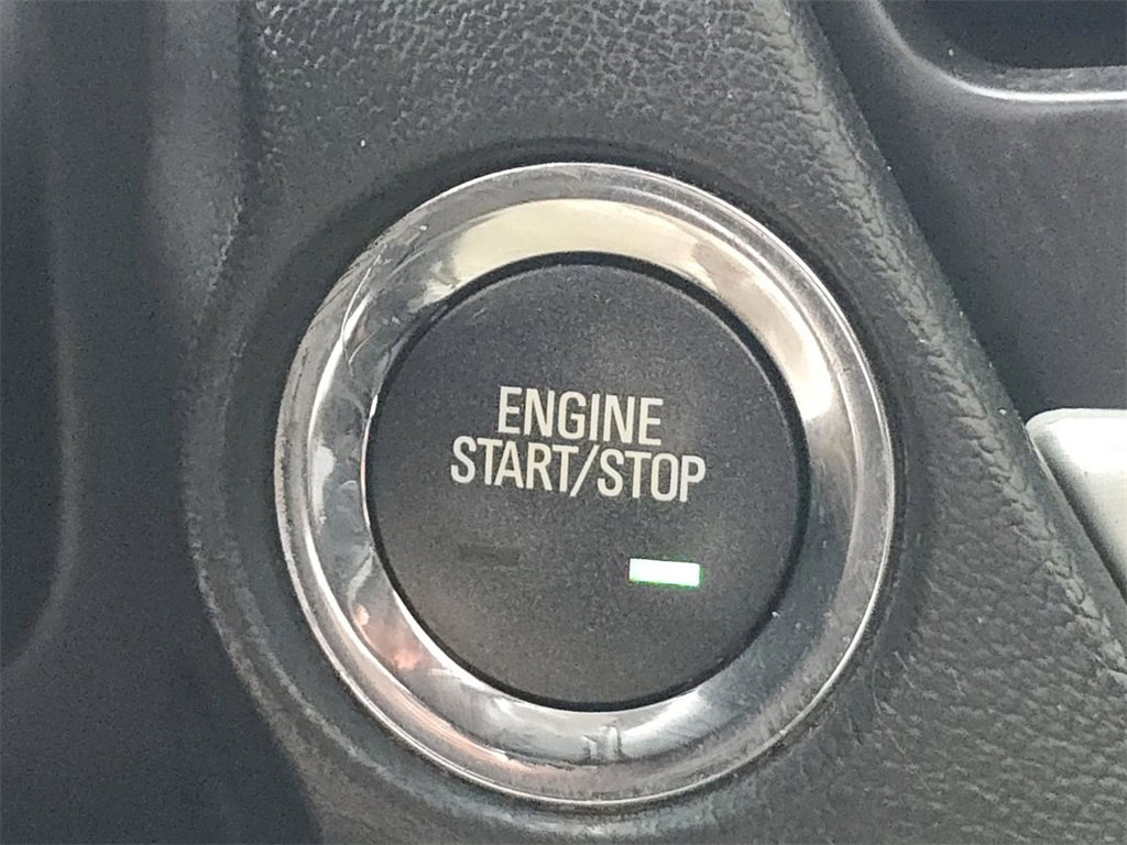 Used 2019 GMC Yukon XL SLT image 36