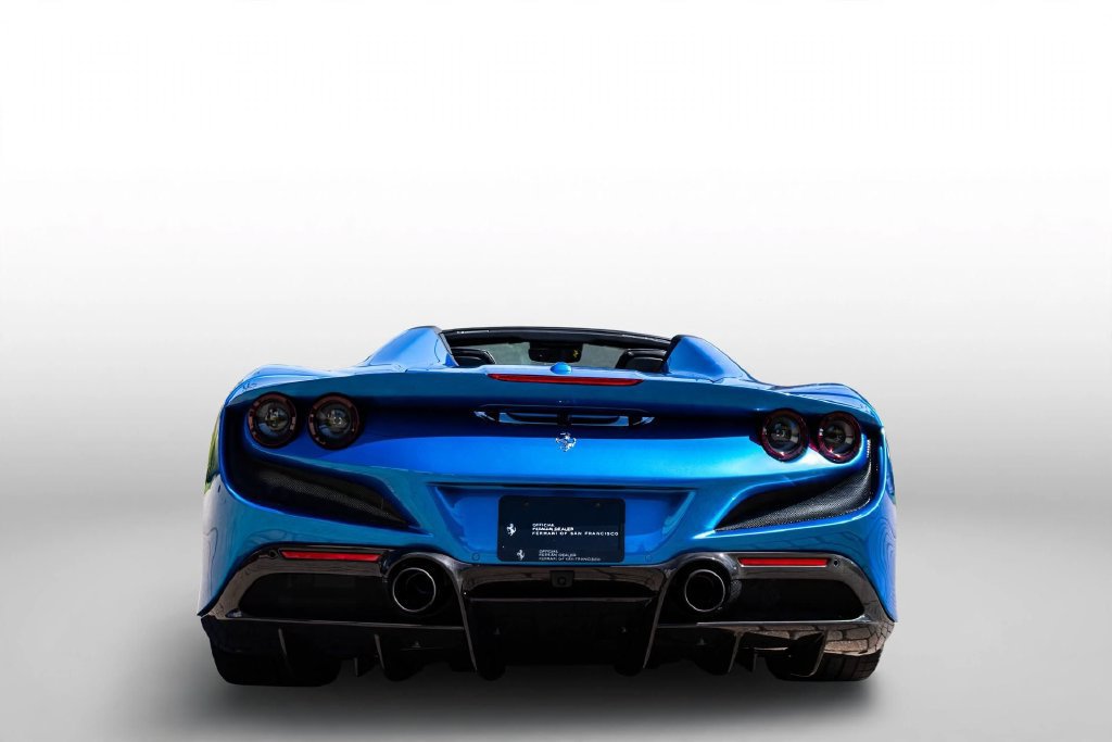 Certified 2022 Ferrari F8 Tributo RWD image 22