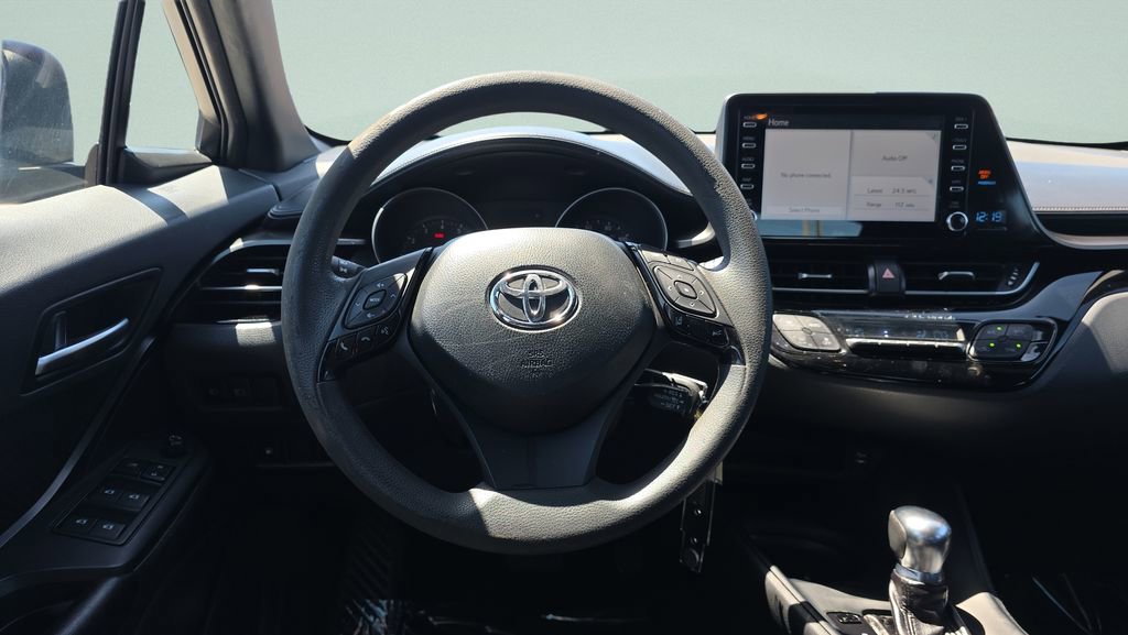 Used 2019 Toyota C-HR LE FWD image 12