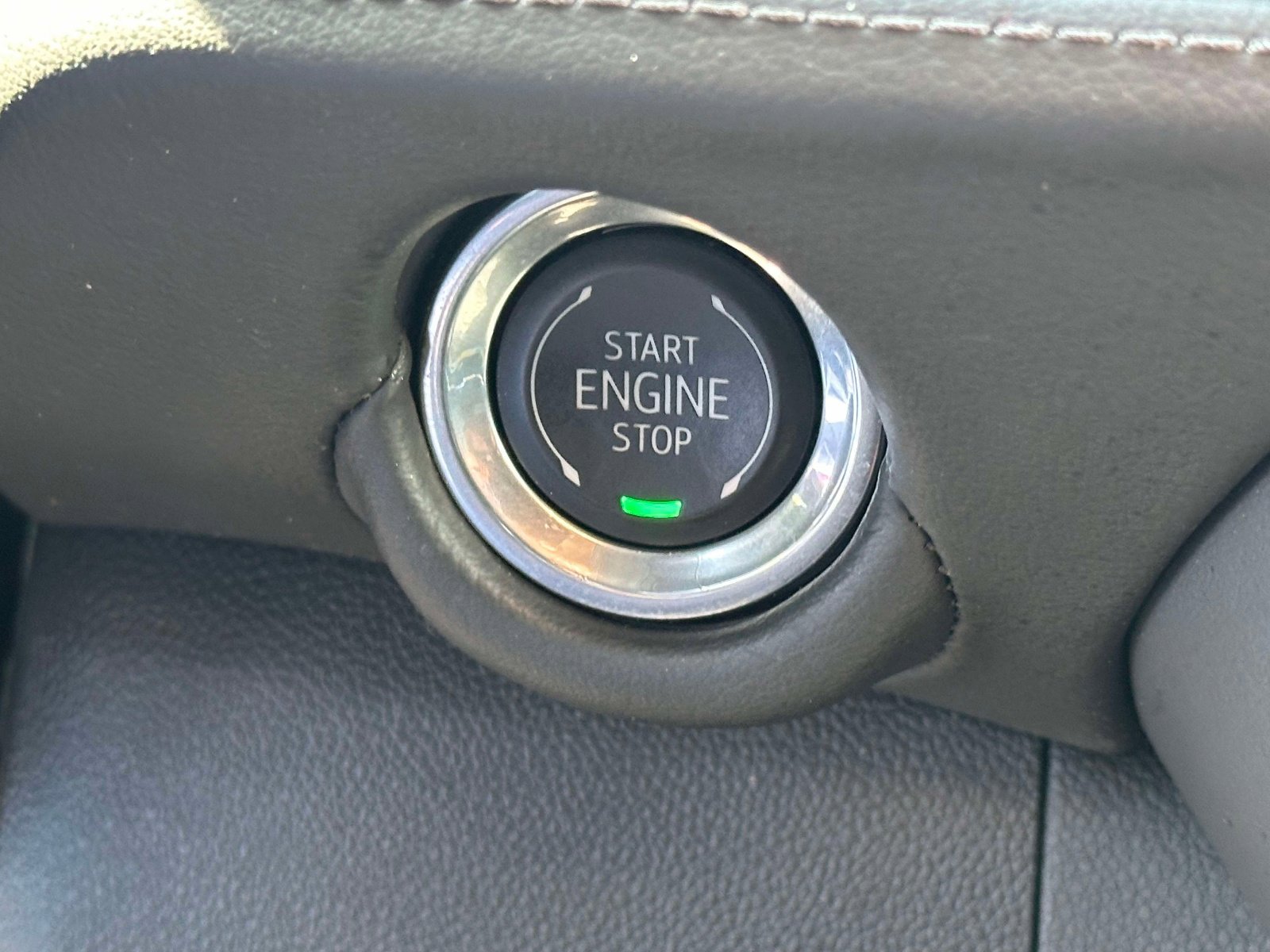 Used 2025 Chevrolet Tahoe LT AWD/4WD image 29