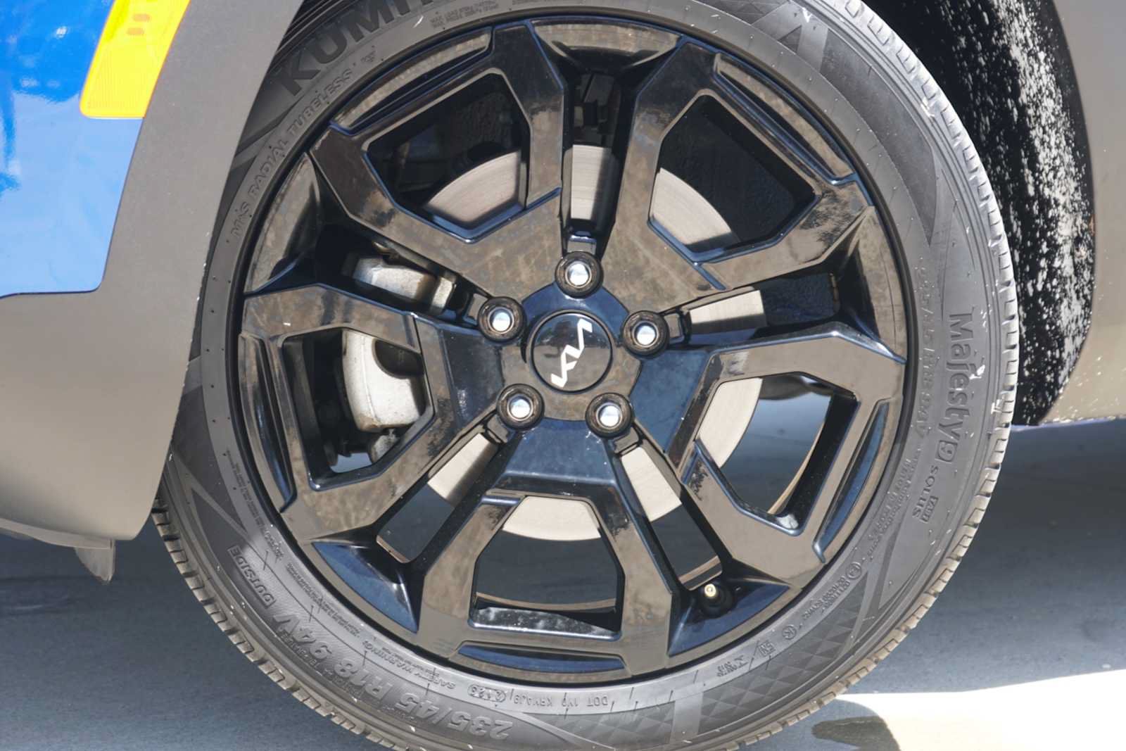 Certified 2024 Kia Seltos X-Line AWD/4WD image 2