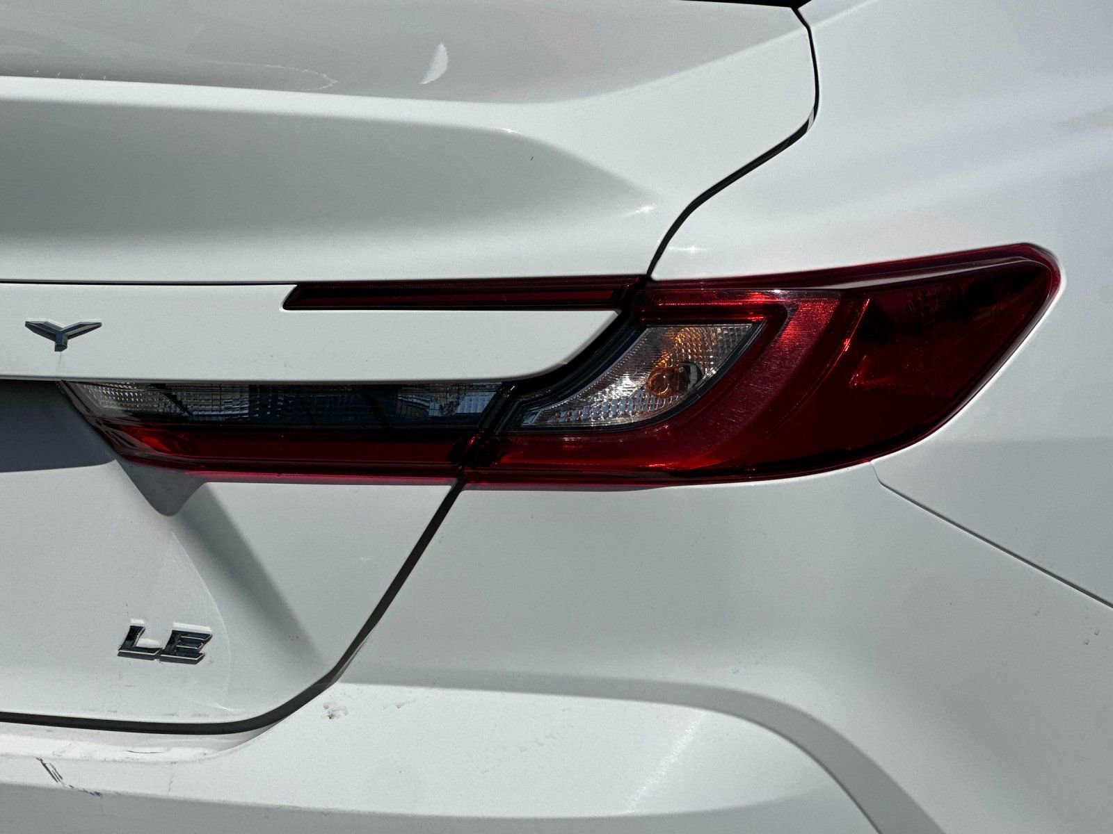 Used 2025 Toyota Camry LE FWD image 23