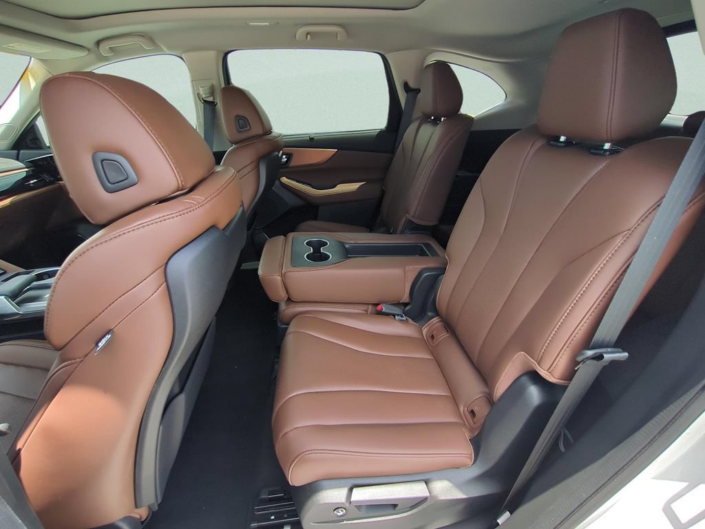 Used 2023 Acura MDX FWD w/ Technology Package image 11