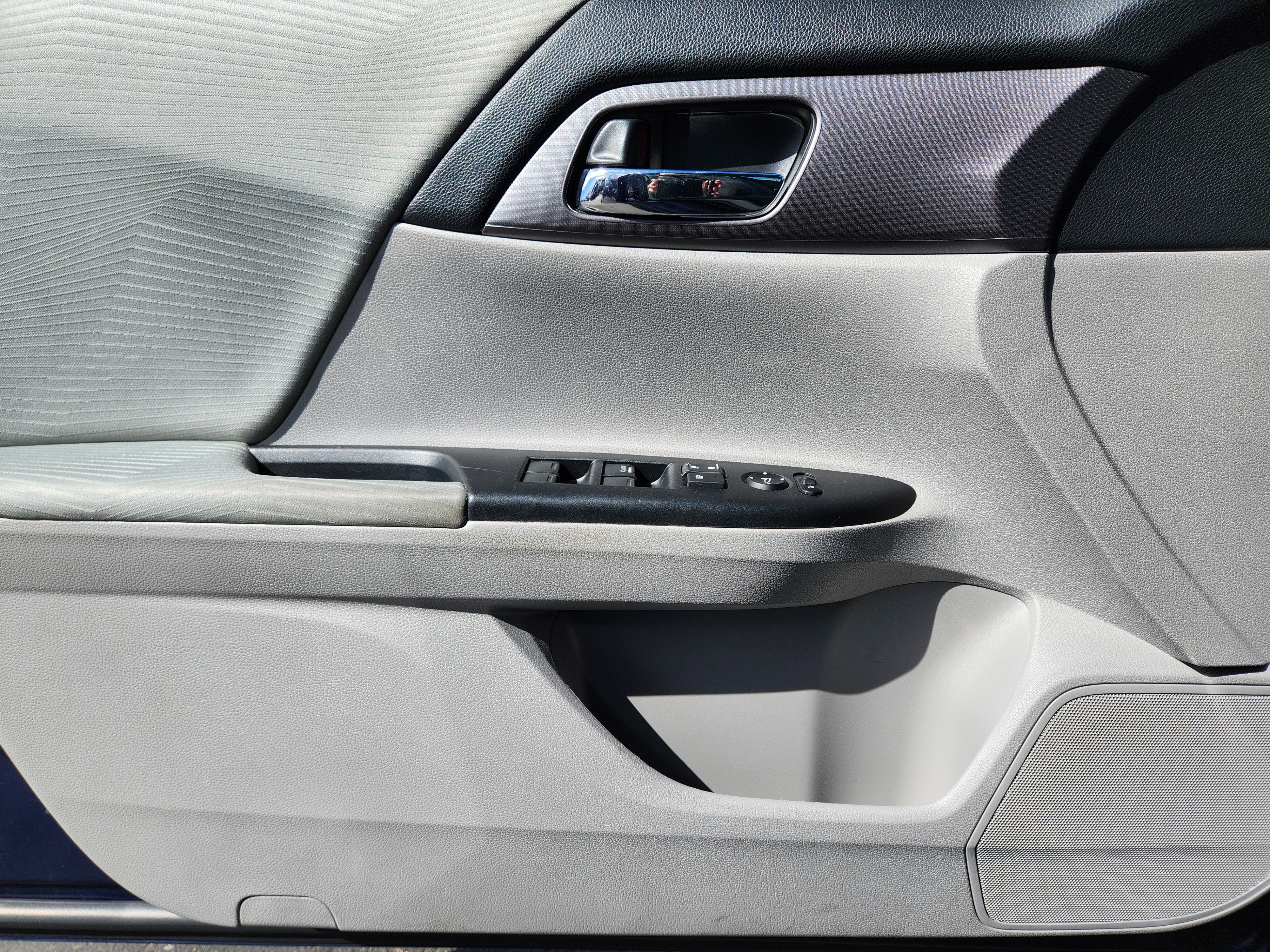 Used 2014 Honda Accord LX image 16