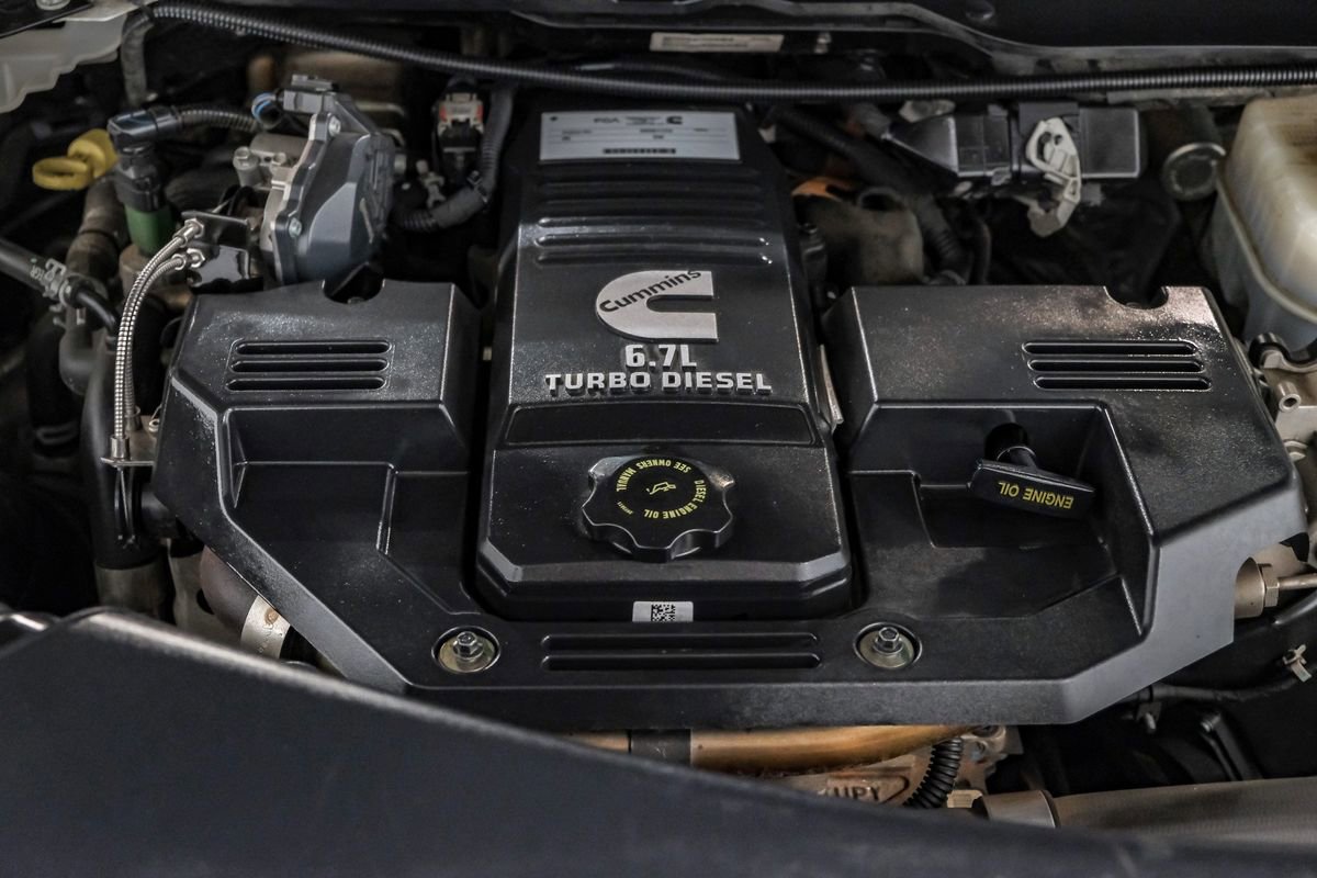 Used 2020 RAM 2500 Laramie w/ Night Edition image 61