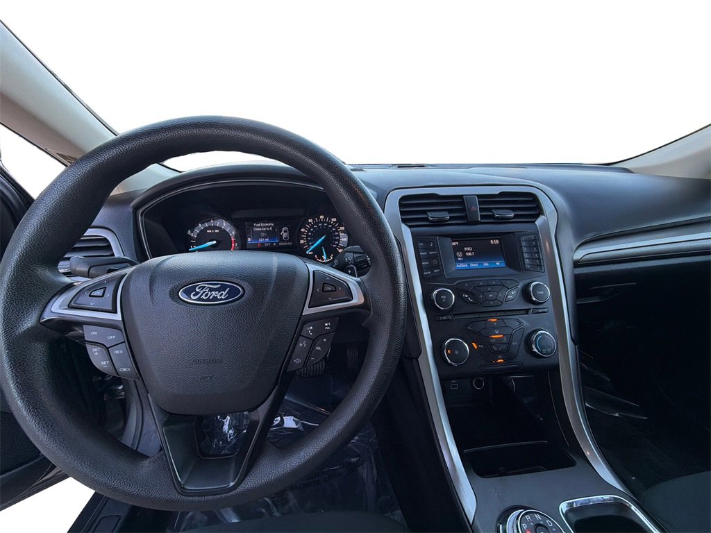 Used 2018 Ford Fusion SE image 21