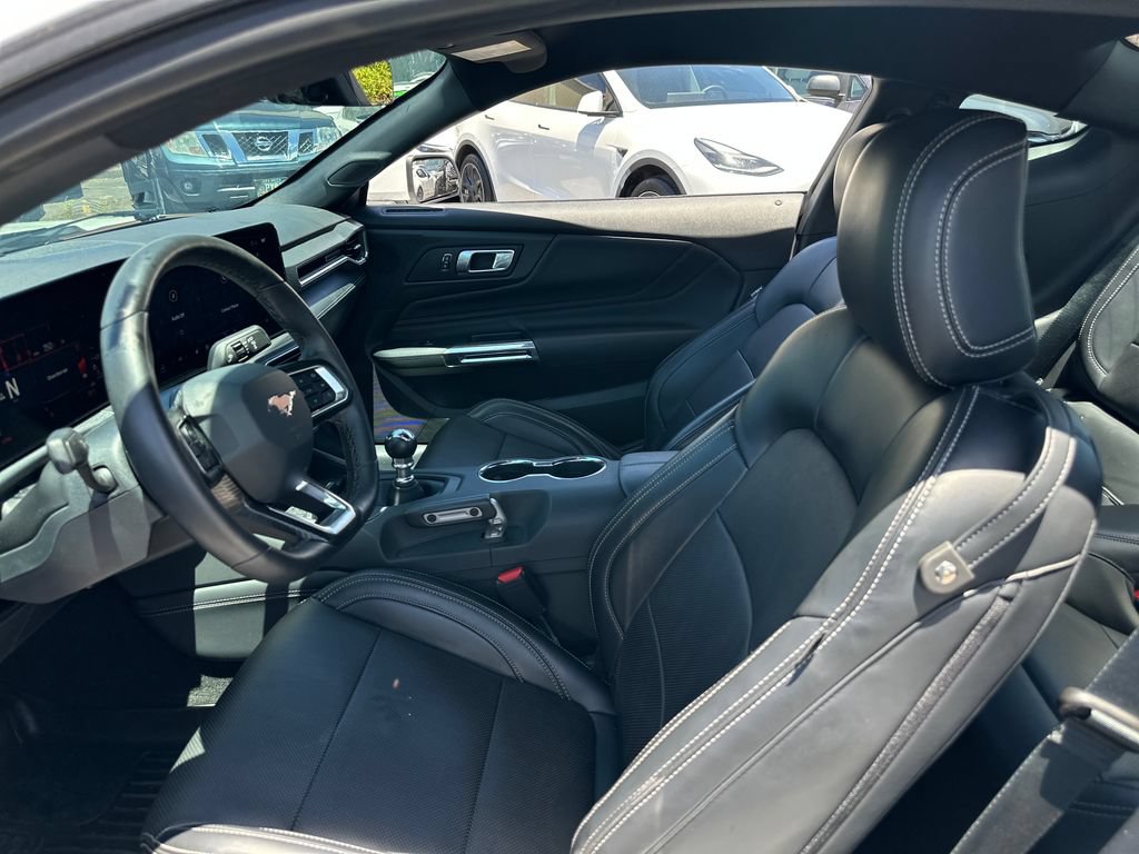 Used 2024 Ford Mustang GT Premium w/ GT Performance Package RWD image 13