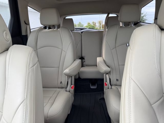 Used 2020 Buick Enclave Essence AWD/4WD image 33